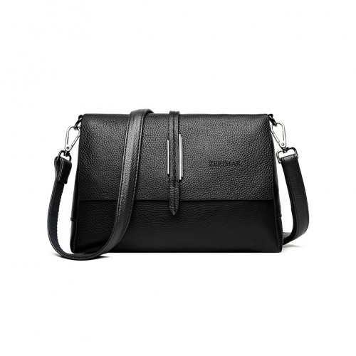 Bolsa de couro gravada com...
